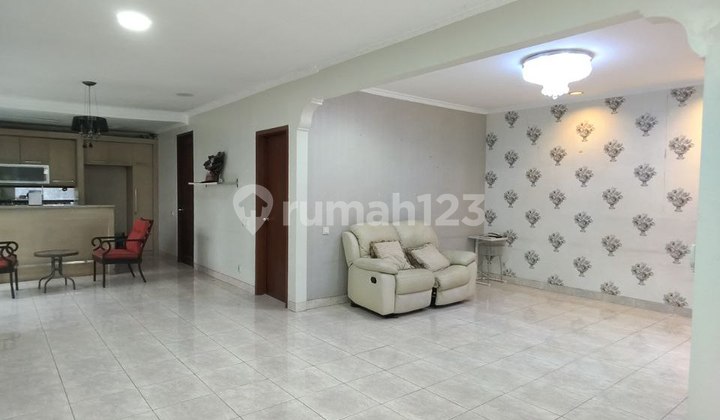 FOR SALE 2-Story House, Pocket Shaped, Hokkaido Garden, Lippo Karawaci, Tangerang 2