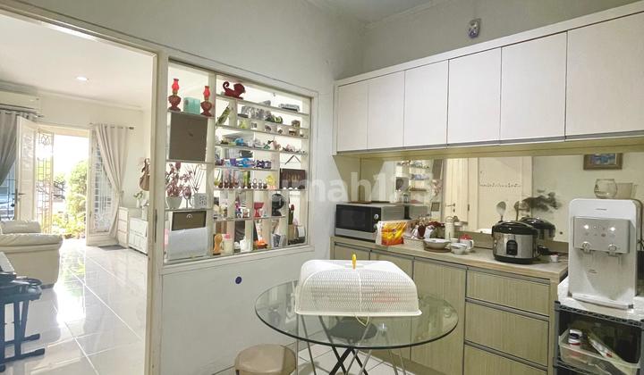 For Sale Semi-Furnished Well-Maintained House in Sutera Feronia, Alam Sutera 2