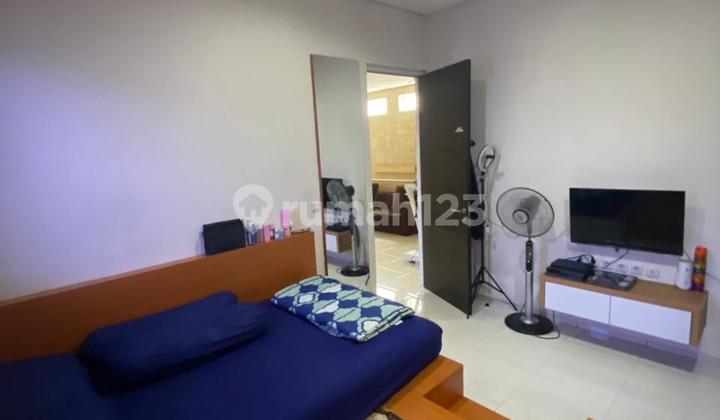 Dijual Rumah Semi Furnished Siap Huni di Gading Serpong Sektor 7A 2