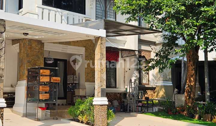 Dijual Rumah Cakep Semi Furnished di The Green BSD Tangerang 1