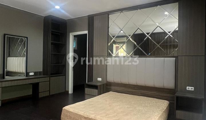 Dijual Rumah Hoek America Style The Green BSD Lokasi Sangat Asri, Depan, Belakang, Samping Tidak Hadap Tetangga 2