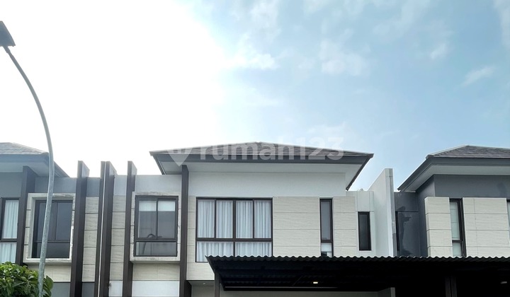 Rumah 2 Lantai Full Furnish Mozia Amata BSD City