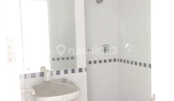 Apartemen Studio Beverly 90210 Furnished 2