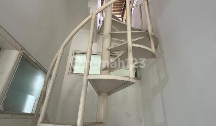 Rumah Bagus Hadap Utara di Alam Sutera, Tangerang Selatan 2