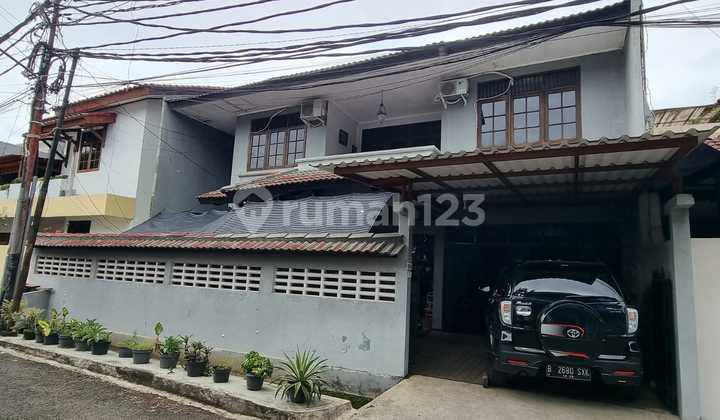 Rumah 2 Lantai Siap Huni di Pejaten, Jakarta Selatan