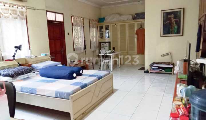 Luxury House Strategic Location on Gaharu Street, Cipete, South Jakarta