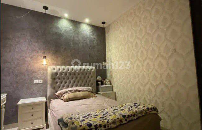 Rumah 3 Lantai Furnished di Casajardin, Daan Mogot Jakarta Barat 1