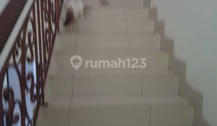 Rumah 2 Lantai di Cluster Komp Prima Indah, Tangerang Selatan 2