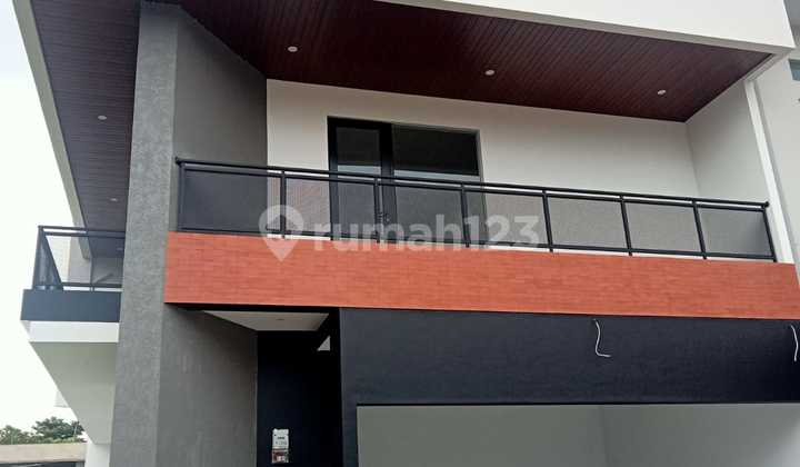 Rumah Brand New Hoek di Sutera Flamboyan Alam Sutera, Tangerang Selatan Rumah Brand New Hoek di Sutera Flamboyan Alam Sutera, Tangerang Selatan