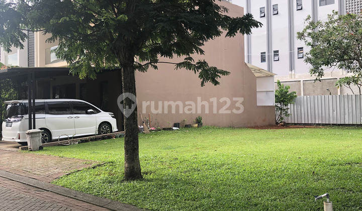 Kavling Hook Taman di Foresta Primavera Bsd, Tangerang Selatan