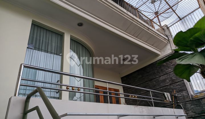 Rumah Bagus 2 Lantai di Jalan Siliwangi, Sukabumi