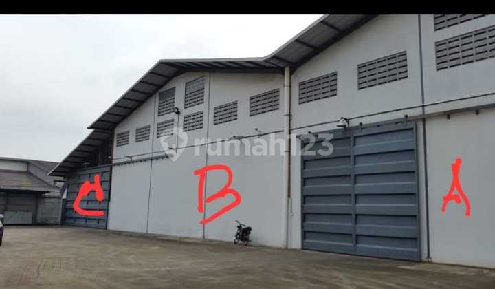 Ex Pabrik Bangunan 2 Lantai di Kawasan Akong, Tangerang