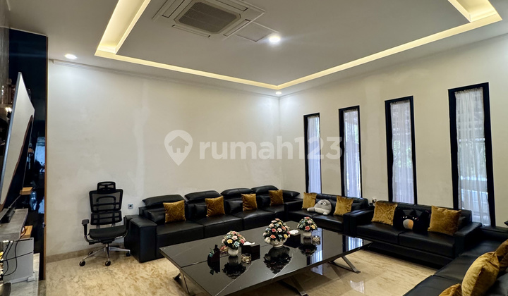 Rumah 2 Lantai Semi Furnished di De Latinos BSD City, Buenos Aires, Tangerang Selatan 2