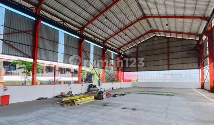 Gudang Industri Office 2 Lantai di Citeureup, Bogor