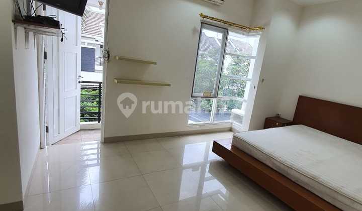 Disewakan Rumah 2 Lantai di Fluorite Barat Gading Serpong, Tangerang