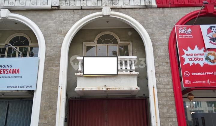 For Rent 3-Storey Spark Shop House in Gading Serpong, Tangerang For Rent 3-Storey Spark Shop House in Gading Serpong, Tangerang