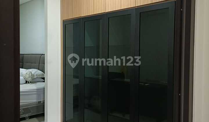 Rumah 2 Lantai Ada Balkon di Buana Asri Residence, Tangerang 2