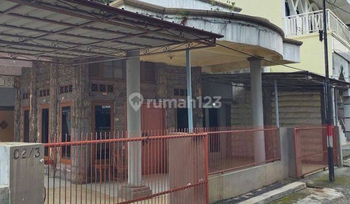 Rumah jatiwaringin deket tol jatiwaringin 1