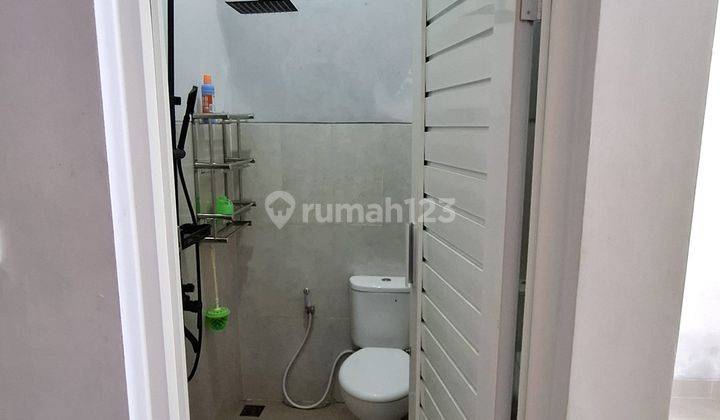 Rumah Di Kontrakan Semi Furnished Baru SHM 2