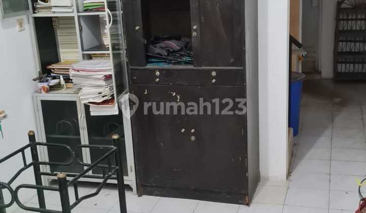 Sewa Rumah 2 Lantai di Komplek Antapani Dekat Sekolah Ursula 2
