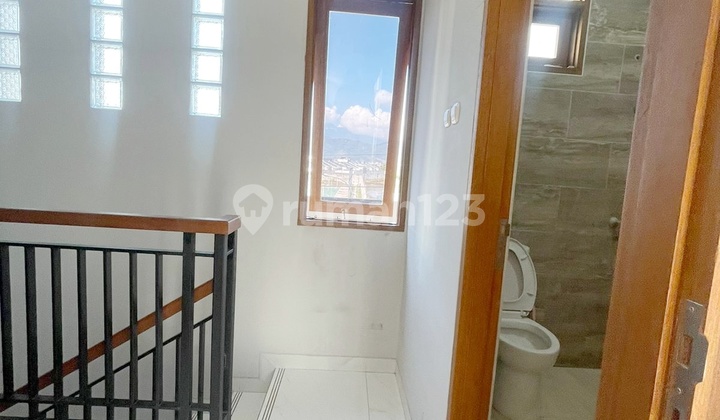 Dijual Rumah Komplek Cherry Field, Kab. Bandung 2