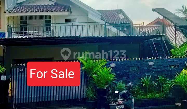 Dijual Rumah 3 Lantai Dalam Komplek Yang Startegis Nyaman & Asri Di Puri Cinere Depok Dijual Rumah 3 Lantai Dalam Komplek Yang Startegis Nyaman & Asri Di Puri Cinere Depok