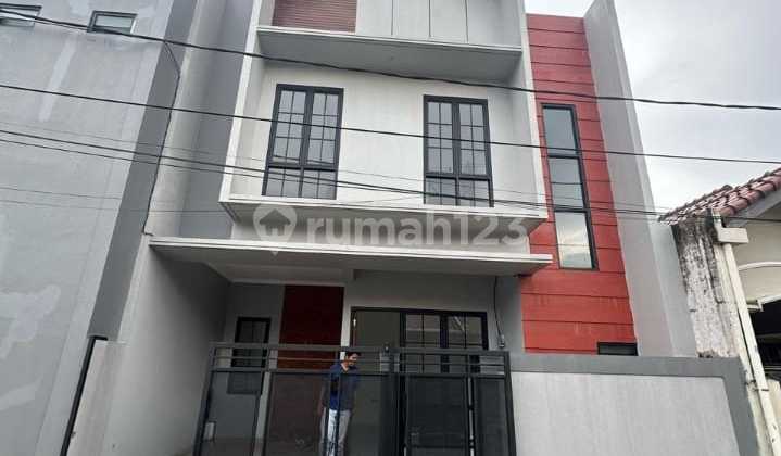 Dijual Rumah Baru 2 Lantai Di Lokasi Nyaman Dan Startegis Di Komplek Mampang Indah 2 Pancoran Masdepok