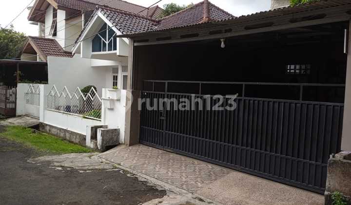 For Sale Old House Land Measurement Included In A Comfortable Complex In Cirendeu South Tangerang 2