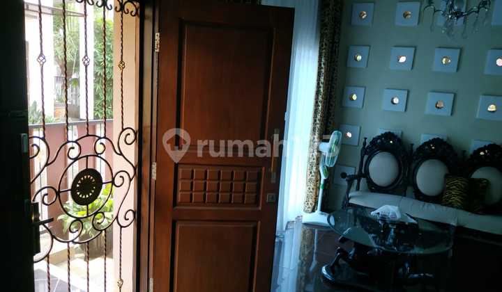 For Sale: Non-Complex 1.25-Story Flood-Free House in Limo, Depok 2