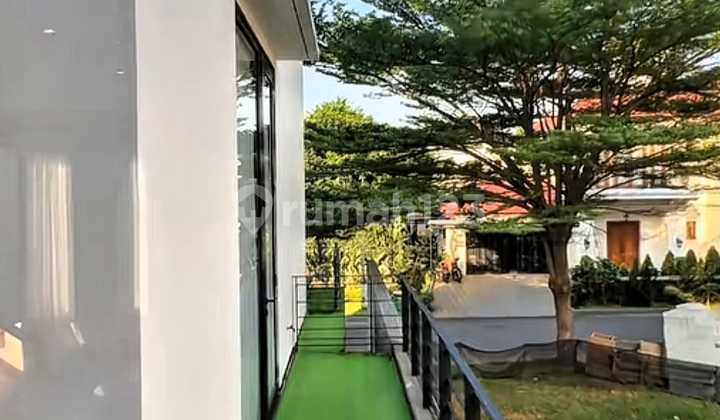 Mewah di Kemang: Hunian 3 Lantai, Pilihan Tepat untuk Anda 2