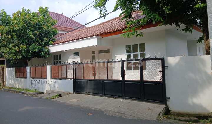 Rumah Hook 330M2 Investasi Terbaik Dekat Tol Cipinang Elok Rumah Hook 330M2 Investasi Terbaik Dekat Tol Cipinang Elok