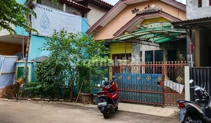 Sewa Rumah Mewah Pondok Kelapa 190M Akses2 Mobil 2 Carport Sewa Rumah Mewah Pondok Kelapa 190M Akses2 Mobil 2 Carport