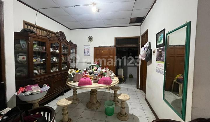 Turun Lagi, Harga Pasaran 3 M Turun 1,5 M Lt 300M2 Carport 6 Mobil Pondok Kopi Bintara