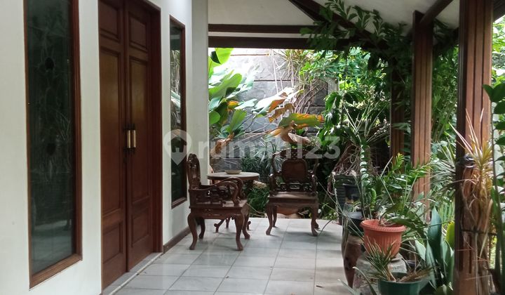 Rumah Mewah 338M Parkir 4 Mobil Harga Nego