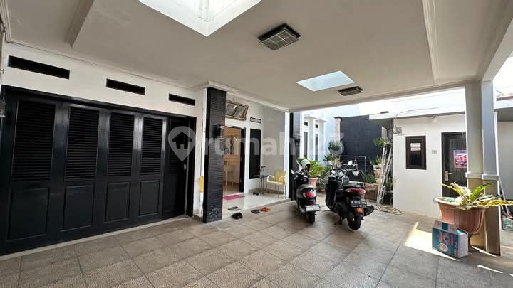 Rumah Elegan Full Bata Merah Carport 2 Mobil 2