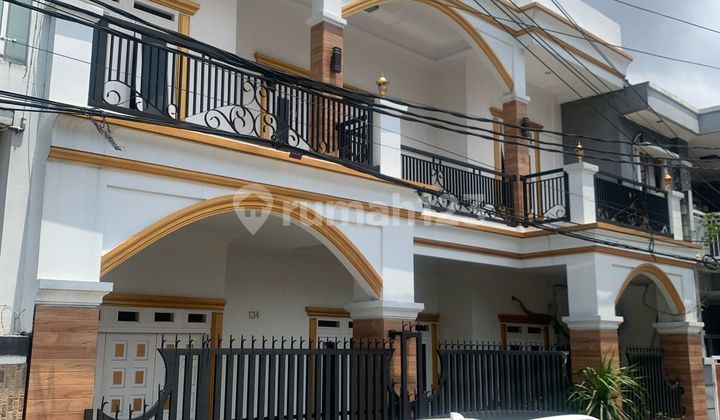 Rumah Impian Mewah: 3 Lantai Di Perumnas Klender 2