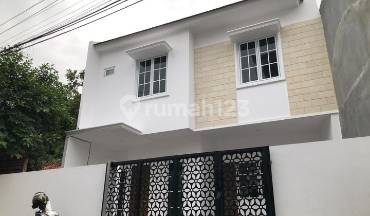 Tahun Baru Rumah Baru! Jangan Sampai Ketinggalan Hanya 1 Unit Cempaka Putih 2