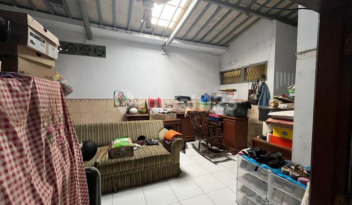 Market Price 3 M Down 1.5 M Land 300m2 Carport 6 Cars Pondok Kopi Bintara 2