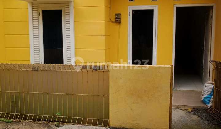 Rumah Mungil Jatiwaringin, Dekat Masjid, SHM Harga Nego