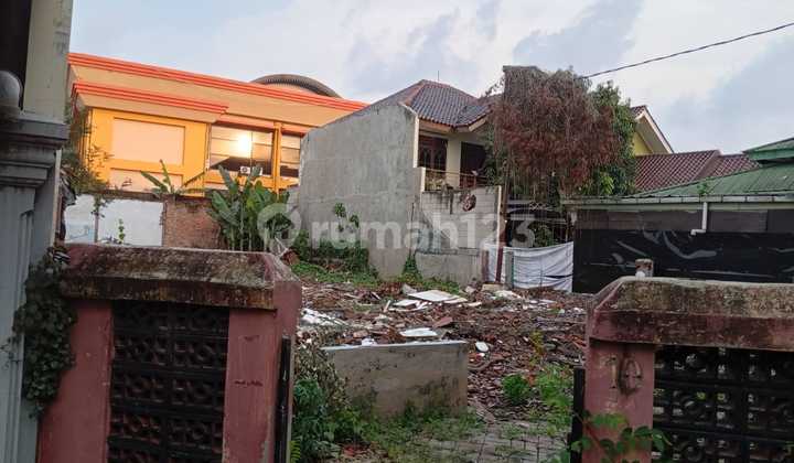 Investasi Emas! 385m2 Akses 2 Mobil, Pulogadung