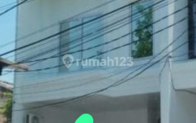 Nice Fully Furnished House for Sale. Need in Rawamangun.