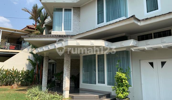 Comfortable and Serene 400m2 House in Rawamangun, Cempaka Putih 2