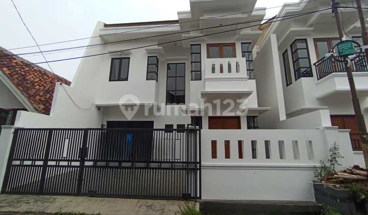 Hubian Mewah 250m2 Aman 24 Jam Anti Banjir Di Jantung Rawamangun 2