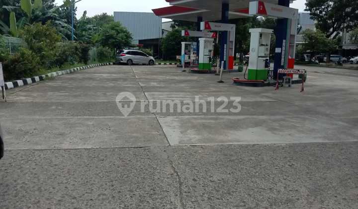 For Sale Gas Station 2100 Meters Strategic Location 2
