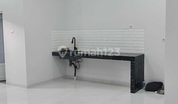 Rumah Baru Dan Csntik Di Caman, Harga Spesial! Rumah Baru Dan Csntik Di Caman, Harga Spesial!