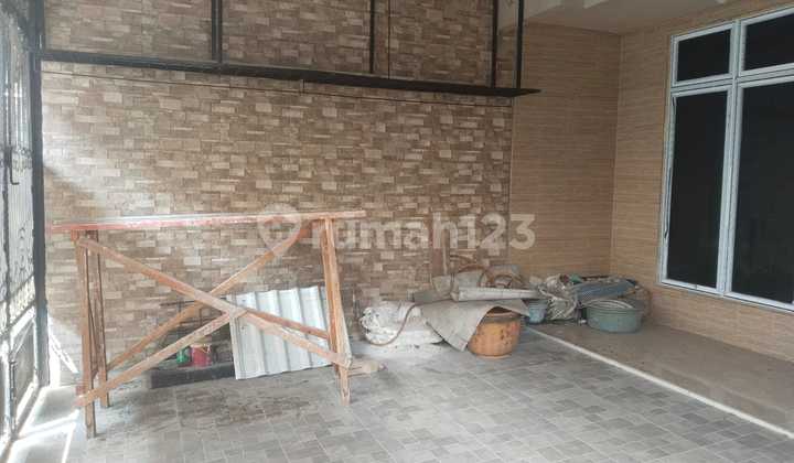 Brand New House in a Strategic Location, Flood-Free 2