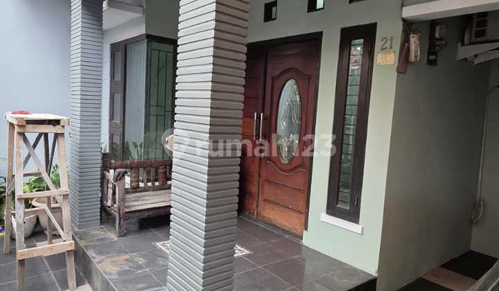 Tebet House Investment, 2 Floors, 4 Bedrooms, Price 1.9 Billion, Firmly Negotiable
