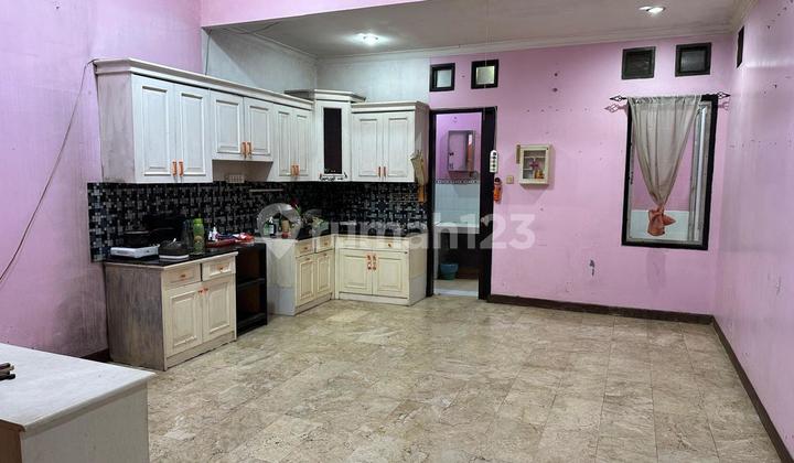 Buy Your Dream Home in Condet, East Jakarta! Luxurious, Flood-Free, Negotiable Price.