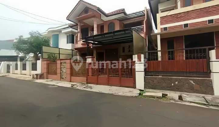 Rumah Mewah 200M Bebas Banjir Carport 3 Mobol di Pondok Kelapa 1