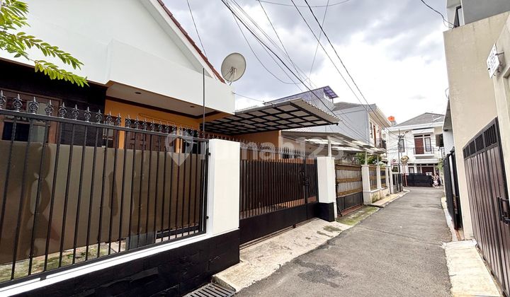 Rumah Tebet Timur 2,9 M Bonus Ac & Kitchen Set Dekat Stasiun